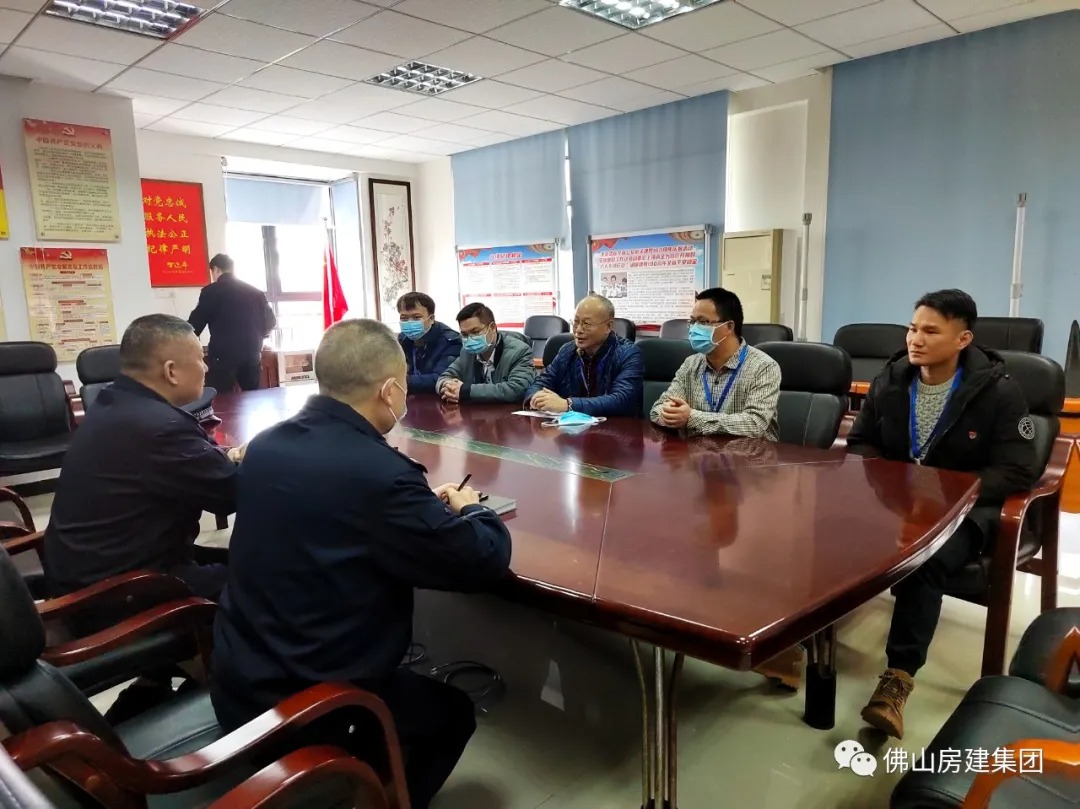 佛山房建给公安、消防人民卫士送去新春的祝福