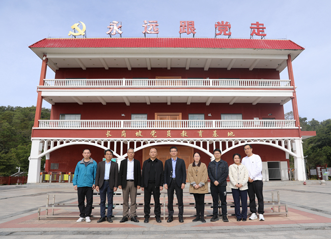 万企兴万村，房建在行动